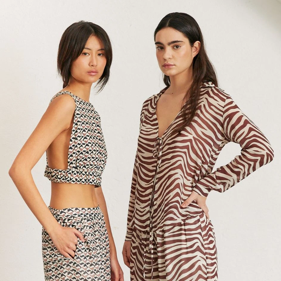 ALOHAS Kryptonite Top Monogram Black Nutmeg 3 ALOHAS Kryptonite Top Monogram Black Nutmeg