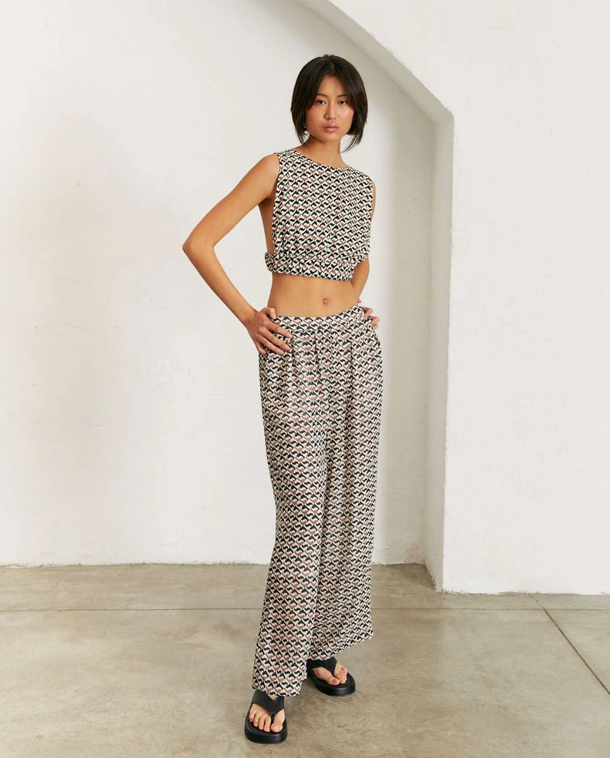 ALOHAS Kryptonite Top Monogram Black Nutmeg 7 ALOHAS Kryptonite Top Monogram Black Nutmeg