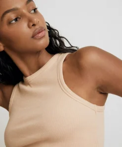 ALOHAS Lift Top Toasted Almond Clothing