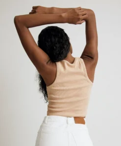 ALOHAS Lift Top Toasted Almond Clothing