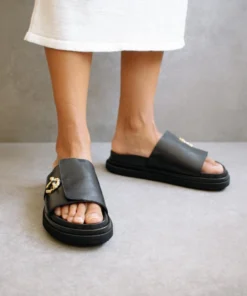 ALOHAS Lock Loop Black Shoes