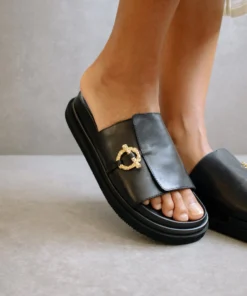 ALOHAS Lock Loop Black Shoes