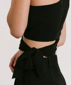 ALOHAS Magnet Top Black Clothing