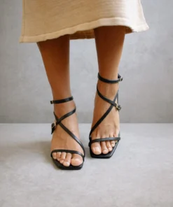 ALOHAS Shoes Manhattan Black Sandal