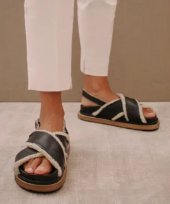 ALOHAS Marshmallow Black Leather