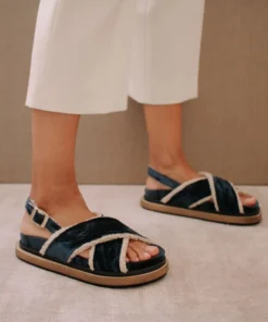 ALOHAS Marshmallow Blue Velvet Shoes 9 ALOHAS Marshmallow Blue Velvet Shoes