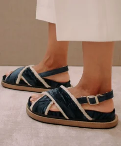 ALOHAS Marshmallow Blue Velvet Shoes