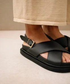 ALOHAS Marshmallow Cactus Black Shoes