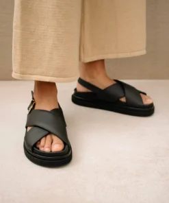 ALOHAS Marshmallow Cactus Black Shoes