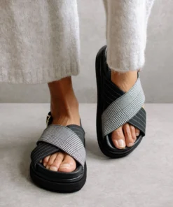 ALOHAS Shoes Marshmallow Check Black