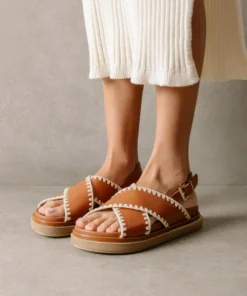 ALOHAS Marshmallow Crochet Tan Ivory