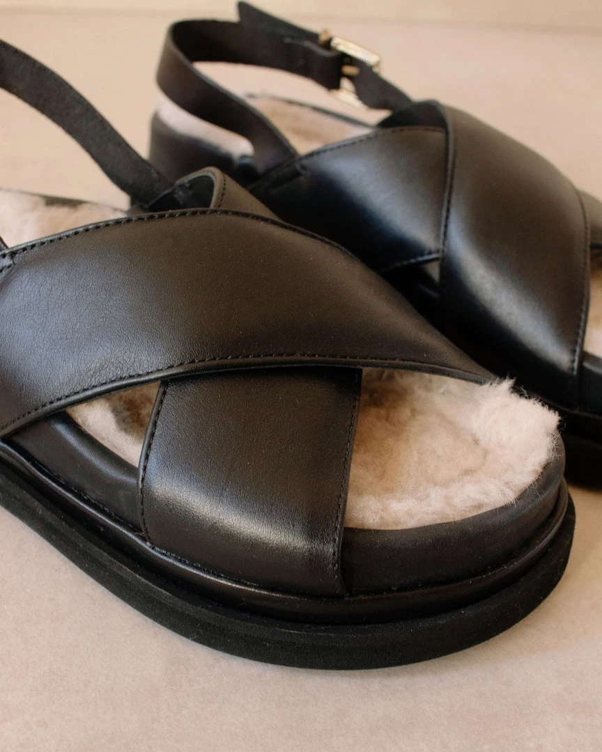 ALOHAS Marshmallow Furry Black 5 ALOHAS Marshmallow Furry Black