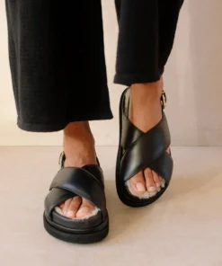 ALOHAS Marshmallow Furry Black 15 ALOHAS Marshmallow Furry Black