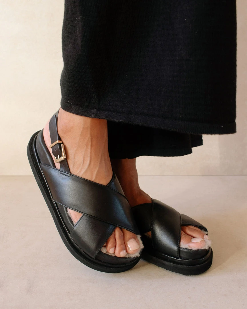 ALOHAS Marshmallow Furry Black 8 ALOHAS Marshmallow Furry Black