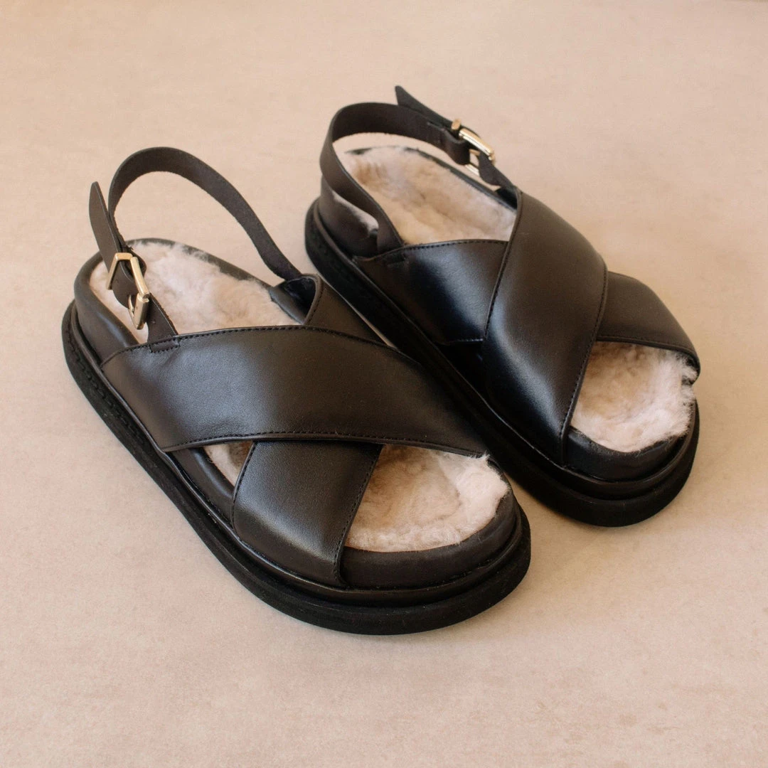 ALOHAS Marshmallow Furry Black 3 ALOHAS Marshmallow Furry Black