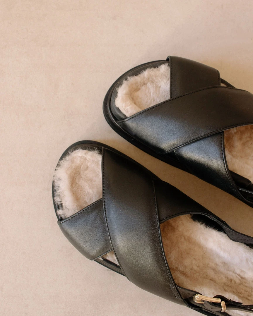 ALOHAS Marshmallow Furry Black 6 ALOHAS Marshmallow Furry Black