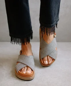 ALOHAS Marshmallow Harris Check Tan Shoes