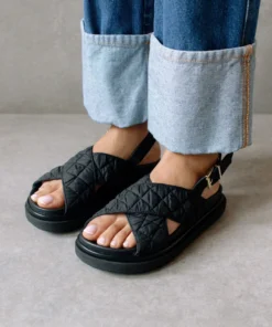 ALOHAS Shoes Marshmallow Quilted Black