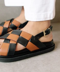 ALOHAS Marshmallow Scacchi Black Tan Shoes