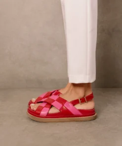 ALOHAS Marshmallow Scacchi Lipstick Red Magenta