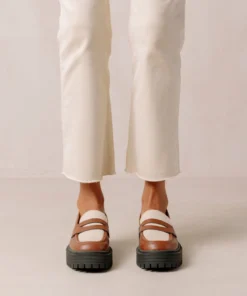 Svegan Mask Gingerbread Brown Warm White Shoes 13 Svegan Mask Gingerbread Brown Warm White Shoes