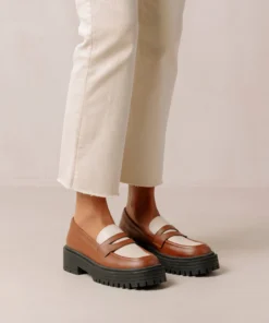 Svegan Mask Gingerbread Brown Warm White Shoes 17 Svegan Mask Gingerbread Brown Warm White Shoes