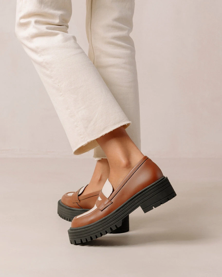 Svegan Mask Gingerbread Brown Warm White Shoes 7 Svegan Mask Gingerbread Brown Warm White Shoes