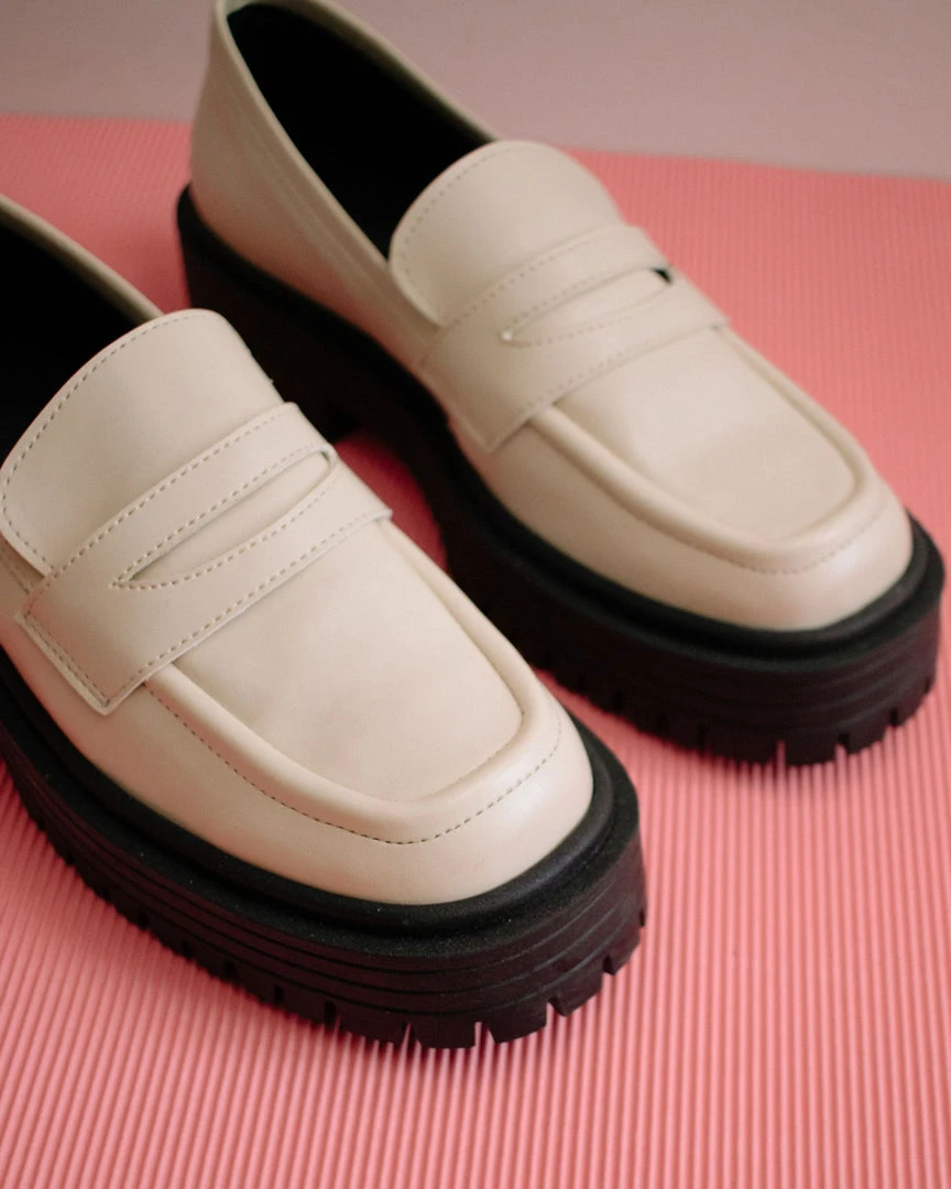 Svegan Shoes Mask Warm White 4 Svegan Shoes Mask Warm White