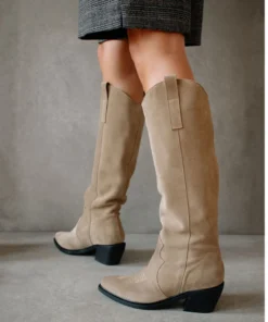 ALOHAS Mount Suede Desert Taupe 18 ALOHAS Mount Suede Desert Taupe