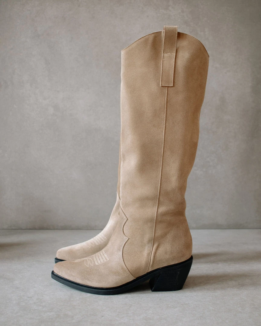 ALOHAS Mount Suede Desert Taupe 10 ALOHAS Mount Suede Desert Taupe