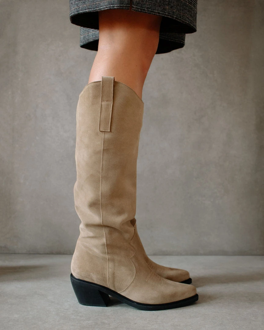 ALOHAS Mount Suede Desert Taupe 5 ALOHAS Mount Suede Desert Taupe