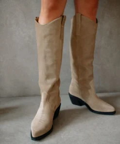 ALOHAS Mount Suede Desert Taupe 15 ALOHAS Mount Suede Desert Taupe