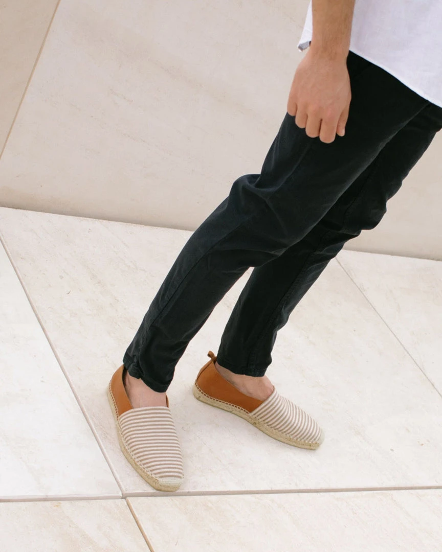 Åpoint Naval Tan 1 Åpoint Naval Tan