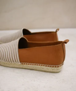 Åpoint Naval Tan 15 Åpoint Naval Tan