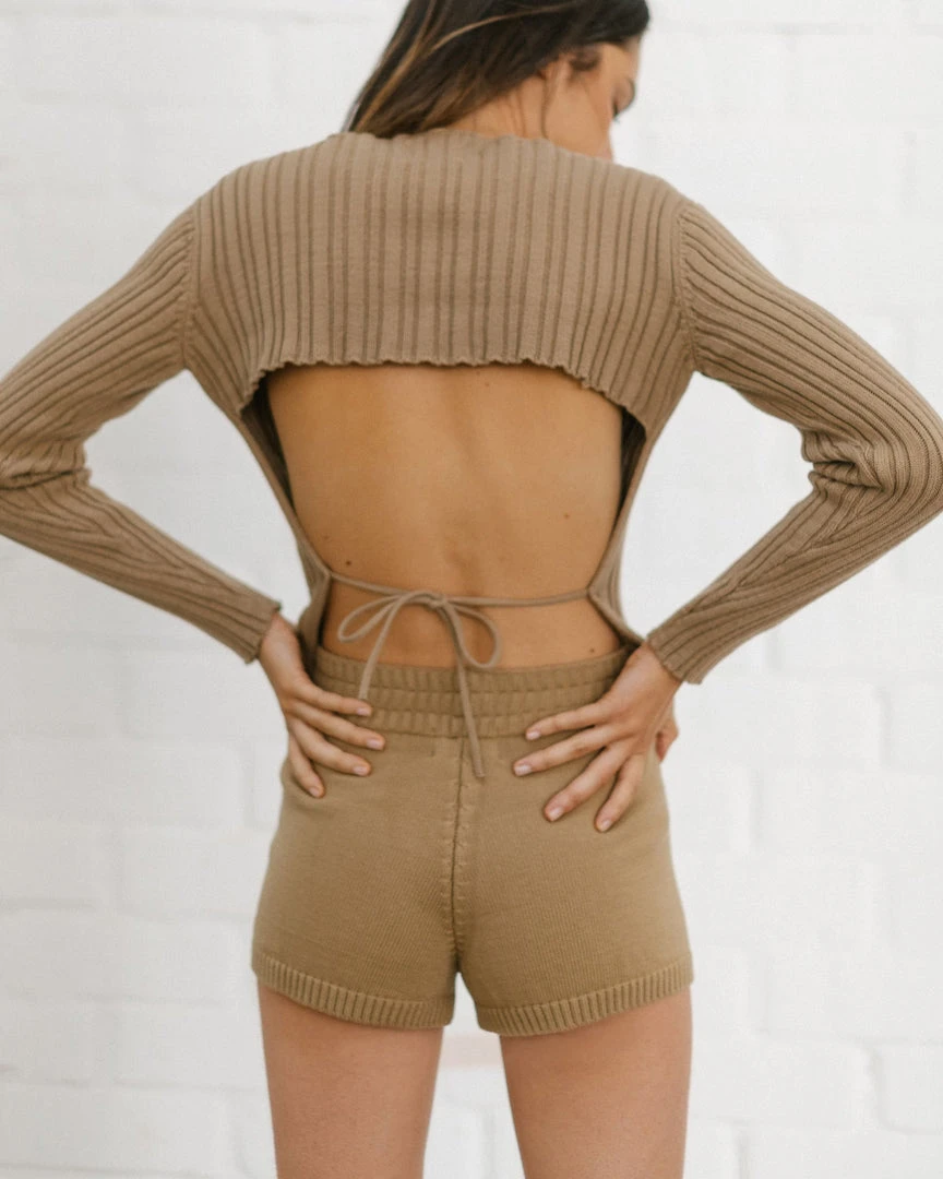 ALOHAS Clothing Nice Knit Short Camel 2 ALOHAS Clothing Nice Knit Short Camel