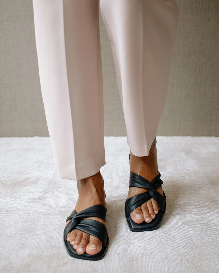 ALOHAS Nomad Black Shoes 1 ALOHAS Nomad Black Shoes