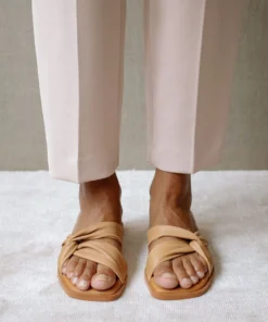 ALOHAS Shoes Nomad Camel 7 ALOHAS Shoes Nomad Camel