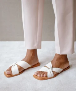 ALOHAS Nomad Off White Shoes