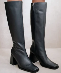 ALOHAS North Total Black Shoes