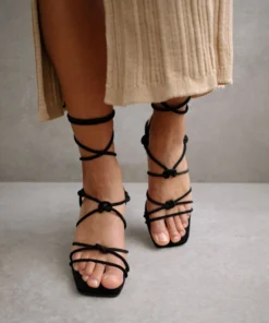 ALOHAS Paloma Black Sandal