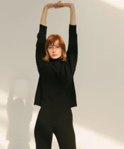 ALOHAS Clothing Passenger Top Black