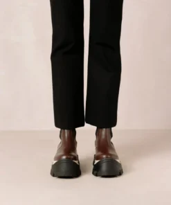 ALOHAS Phoenix Chess Coffee Brown