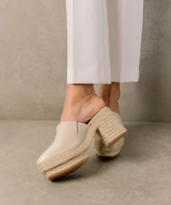 ALOHAS Pico Ivory Shoes