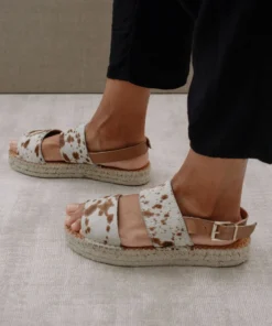Pinterest X ALOHAS | Double Strap Cow By MARTA POMBO Shoes