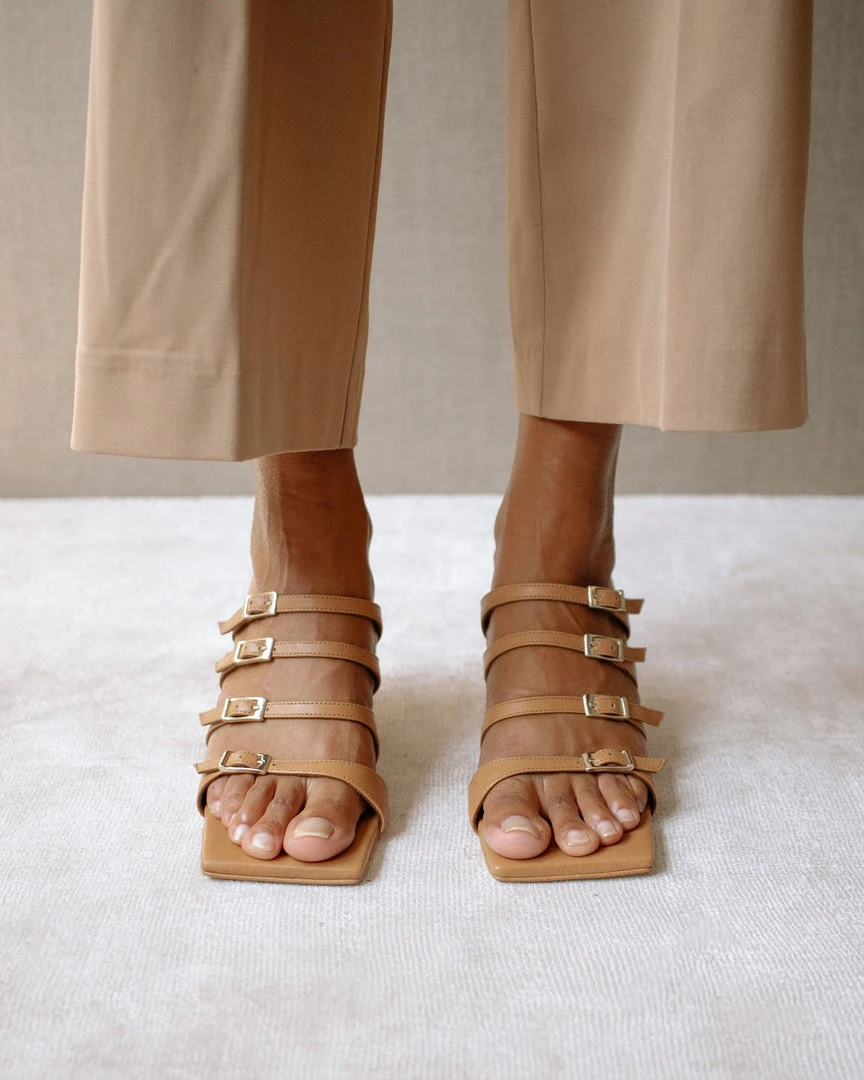 ALOHAS Shoes Prickly Camel 5 ALOHAS Shoes Prickly Camel