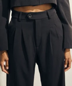 ALOHAS Protagonist Pants Black