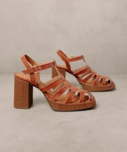 Svegan Rollers Caramel Sandals Shoes