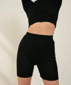 ALOHAS Clothing Rookie Black