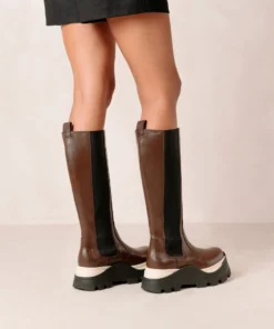 ALOHAS Roxie Chess Coffee Brown 17 ALOHAS Roxie Chess Coffee Brown