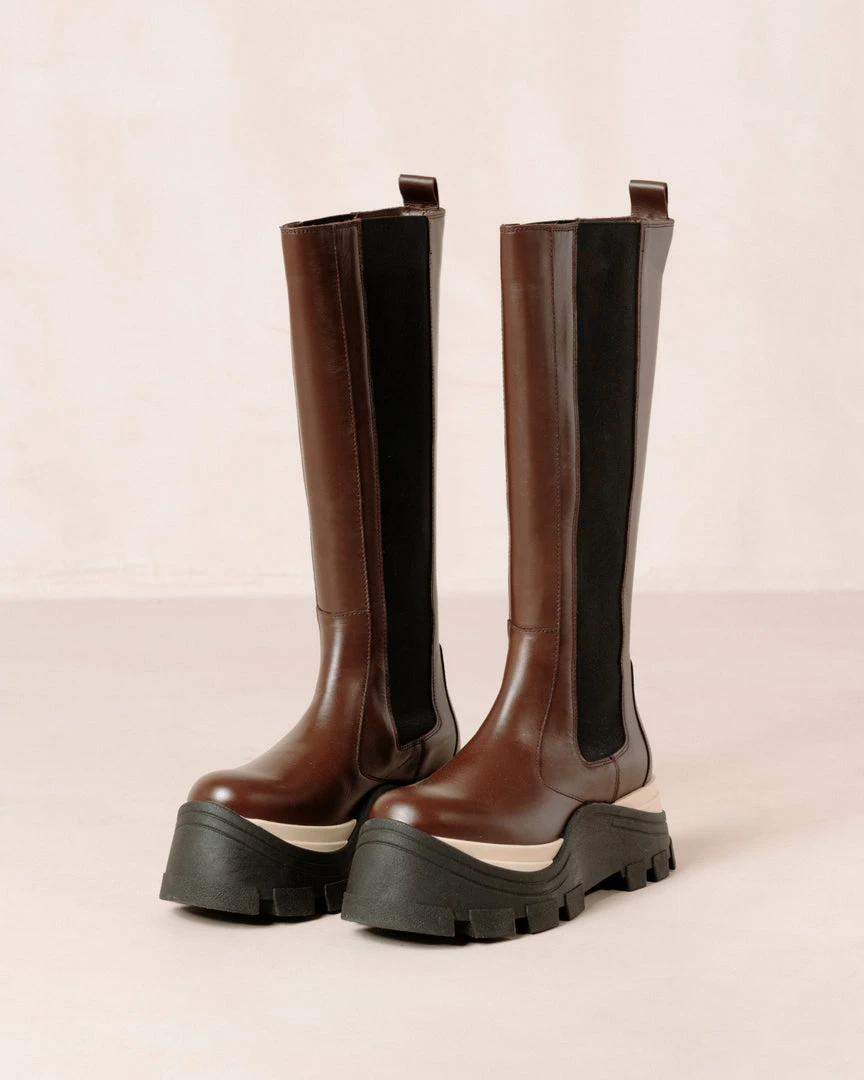 ALOHAS Roxie Chess Coffee Brown 10 ALOHAS Roxie Chess Coffee Brown